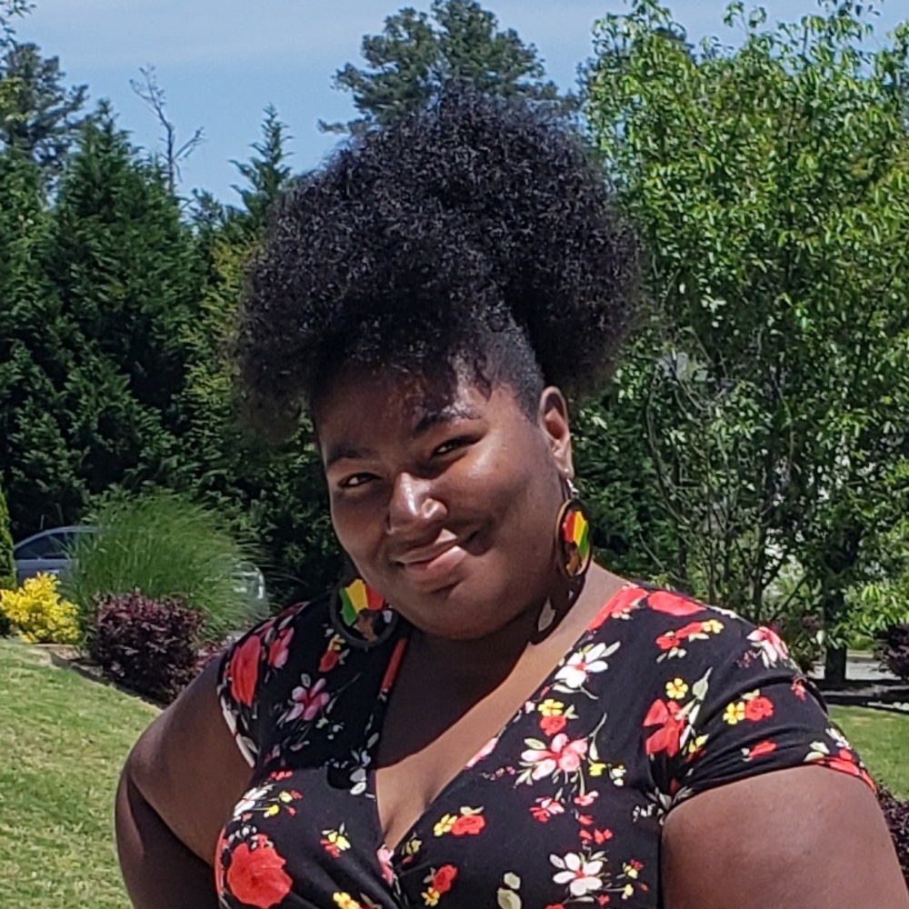 Meet your Posher, Tyra